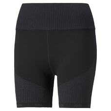 Train FormKnit Seamless 5” Tight Short