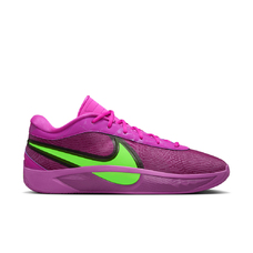 Giannis Freak 6 Basketballschuh